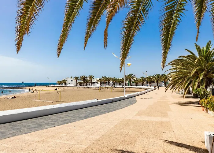 Home2book Stunning & Terrace דירה