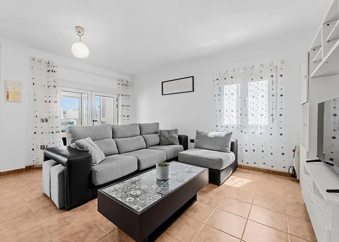 Home2book Stunning & Terrace * פלאיה הונדה