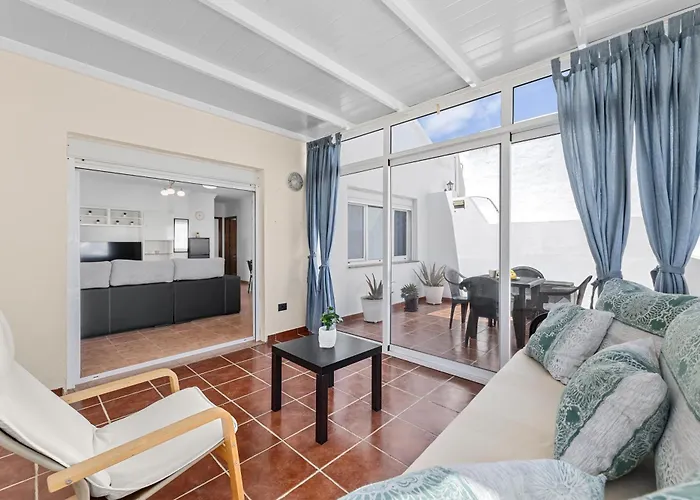 דירה Home2book Stunning & Terrace *