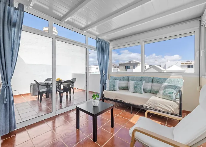 דירה Home2book Stunning & Terrace